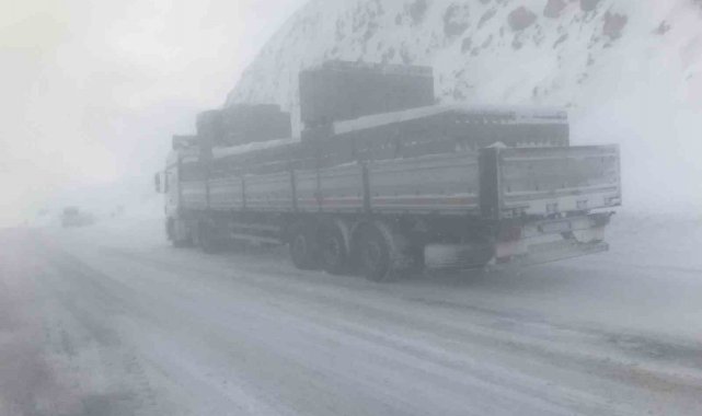 Alacabel'de kar yağışı yeniden etkisini göstermeye başladı