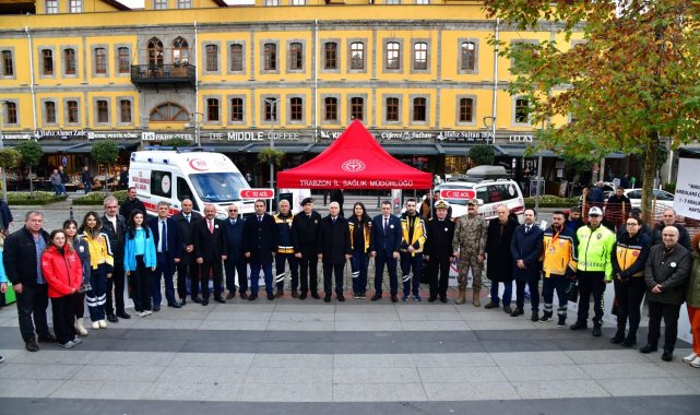 Ambulanslara trafikte yol açan 'Fermuar Sistemi'ne duyarlı olunması çağrısı