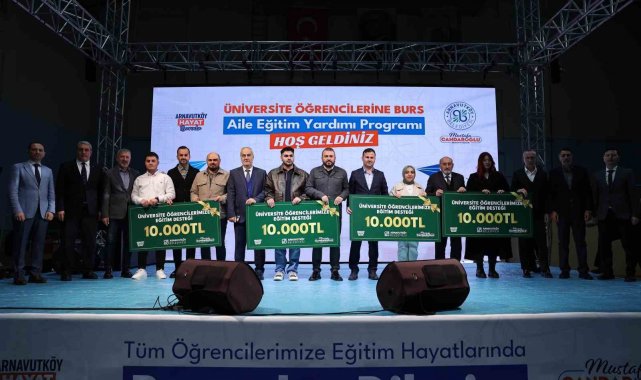 Arnavutköy'de 3 bin üniversite öğrencisine 10 bin TL eğitim desteği