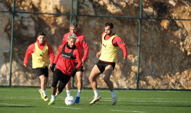 Atakaş Hatayspor, Adana Demirspor maçı hazırlıklarına başladı