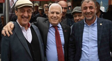 Bursa Büyükşehir Belediye Başkanı Mustafa Bozbey'den yeni yılda emeklileri sevindirecek destek!