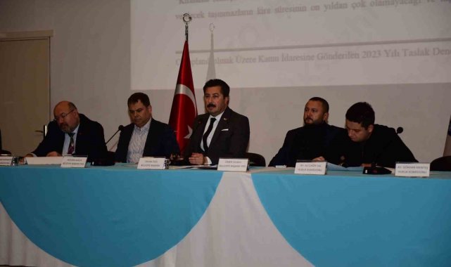 Başkan Özel, Yenişehir esnafıyla buluştu