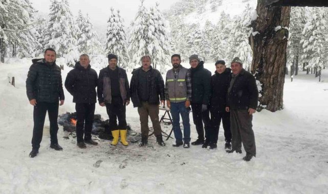 Başkan Pütün, karla kaplı Topuklu Yaylasında incelemelerde bulundu