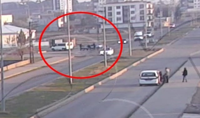 Batman'da araçtan indirdikleri şahsı cadde ortasında öldüren 3 kişi tutuklandı