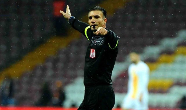Beşiktaş - Alanyaspor maçının VAR'ı Özgür Yankaya oldu