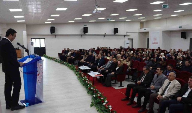Bingöl'de yenilikçi mahalli hizmet içi eğitim programı başladı