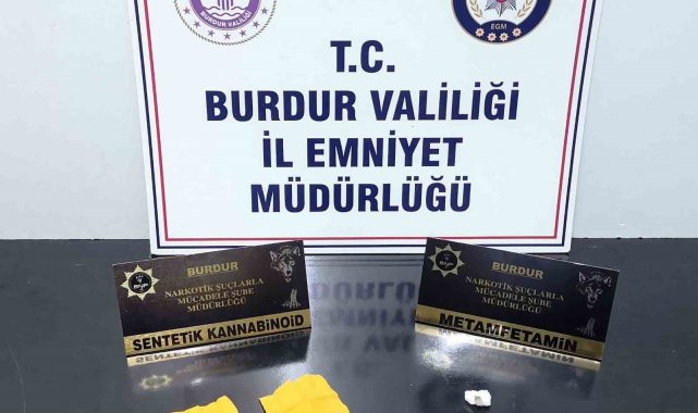 Burdur'da minibüste üzerinden uyuşturucu ile yakalanan şüpheli tutuklandı