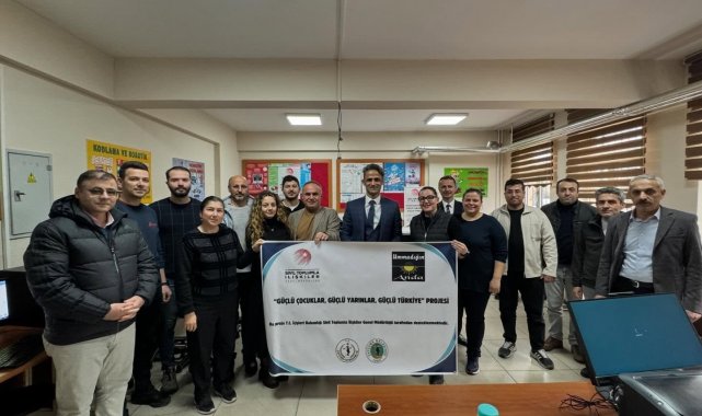 Çaycuma'da robotik kodlama eğitici eğitimi düzenlendi