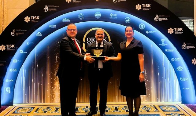 DSO Başkanı Kasapoğlu: "Bu ödülü kadın sanayicilerimize armağan ediyoruz"