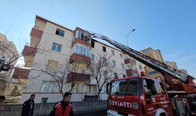 Evde çıkan yangında faciadan dönüldü