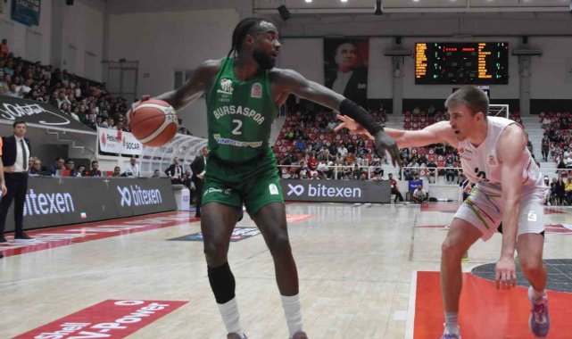 Galatasaray, ABD'li basketbolcu Michael Young'u kadrosuna kattı