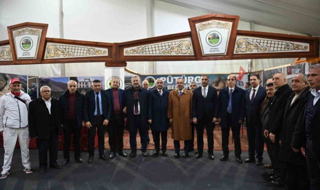 Geleneksel Malatya Tanıtım Günleri'nde Pütürge Belediyesi standına yoğun ilgi