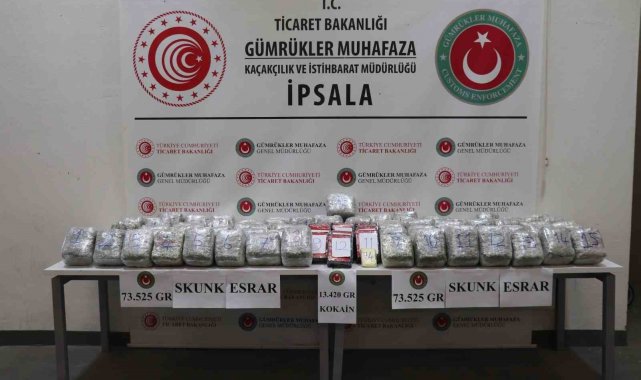 Gümrük Muhafaza ekipleri İpsala ve Esendere Gümrük Kapısı'nda zehir tacirlerine geçit vermedi