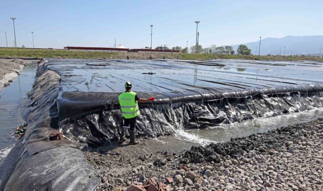 İzmit Körfezi'nden 66 bin kamyon çamur çıktı