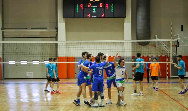 Kadın ve erkek voleybolda bölgesel lig şampiyonu SUBÜ oldu