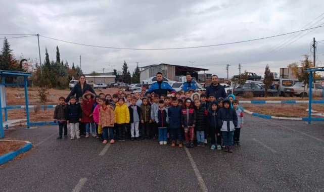 Kahta'da 200 öğrenciye uygulamalı trafik eğitimi
