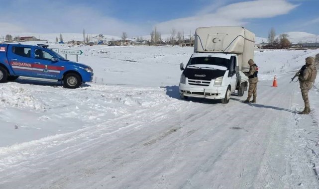 Kars'ta jandarmadan düzensiz göçle mücadele