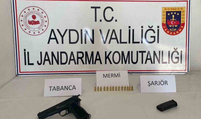 Köşk'te ruhsatsız tabanca ele geçirildi