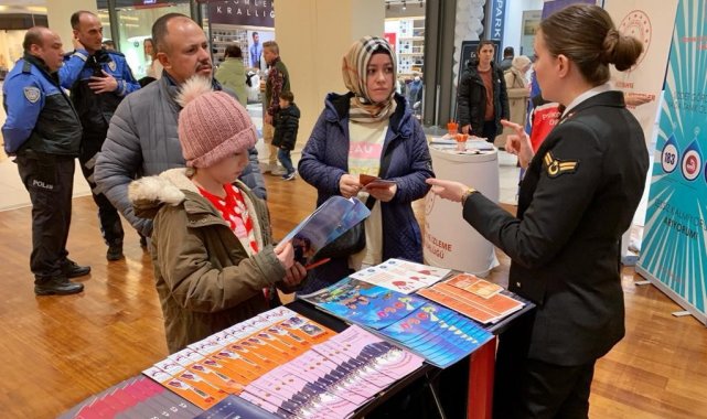 Kütahya'da 48 kadının telefonuna KADES programı yüklendi