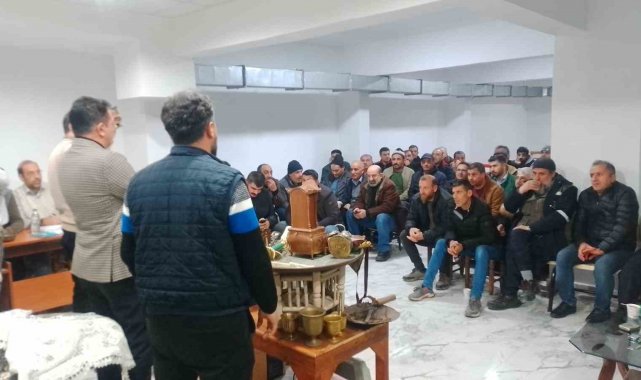 Malatya'da antika ve ikinci el eşyaların bulunduğu müzayedeye yoğun ilgi