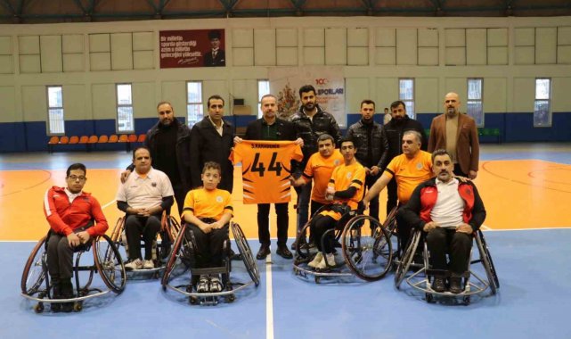 MBB Tekerlekli Sandalye basket takımına MAGİNDER'den sponsorluk müjdesi