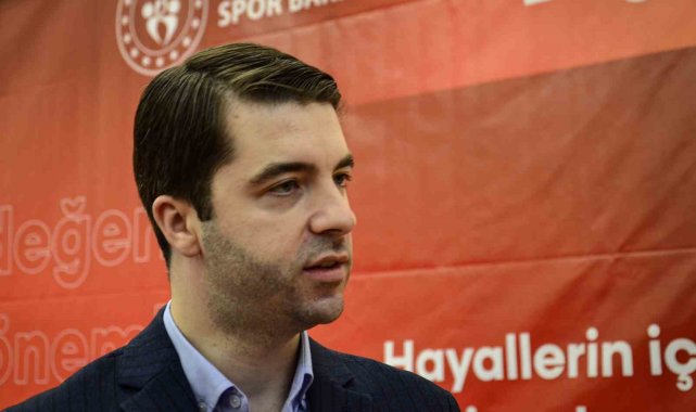 Mersin'de 'Gençlik Politika Belgesi Vizyon Çalıştayı' başladı