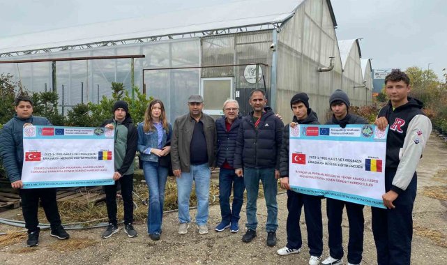 Ödemiş'in liseli gençleri Türkiye'yi Romanya'da temsil etti