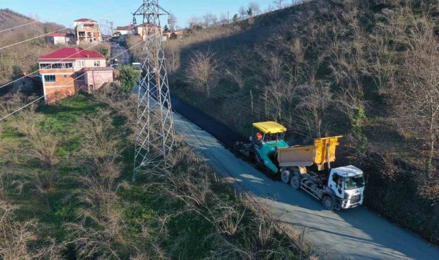 Ordu'da sıcak asfalt çalışmaları devam ediyor