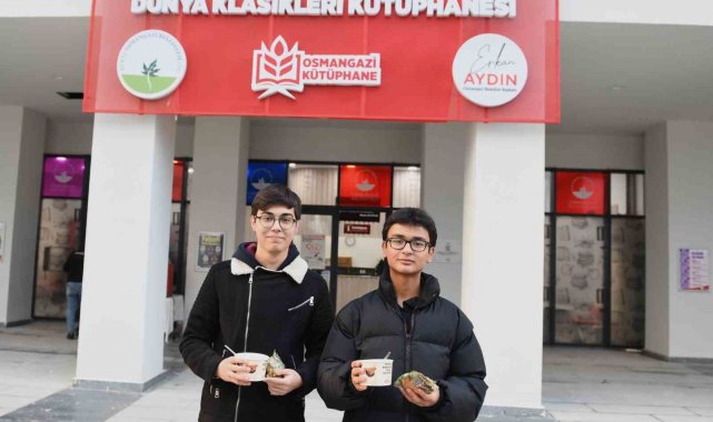 Osmangazi Belediyesi'nden ders çalışan öğrencilere ücretsiz çorba ikramı
