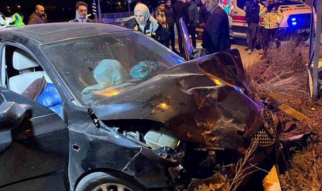 Osmaniye'de iki otomobil çarpıştı: 1 ölü, 2 yaralı