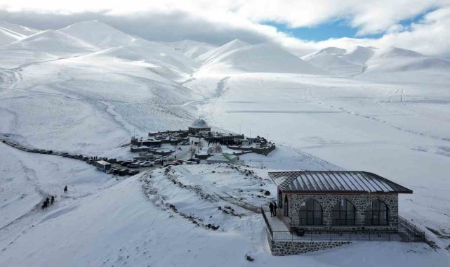 Pir Ali Baba Türbesi düzenlenen törenle açıldı