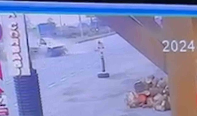 Rize'de otomobilin kamyonetle çarpıştığı kazada 3 kişi yaralandı