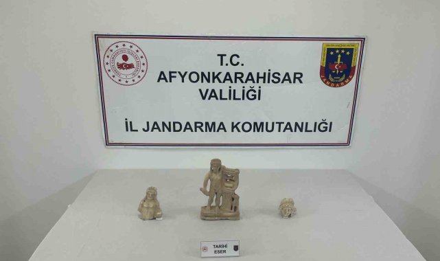 Roma dönemine ait heykeller yakalandı