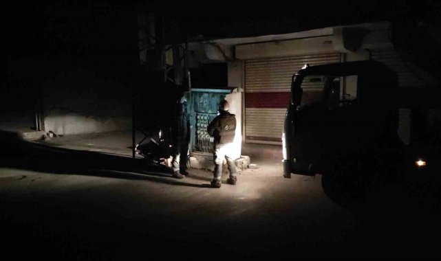 Şanlıurfa'da sürekli patlayan elektrik panosu vatandaşları mağdur ediyor