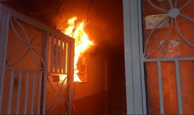 Sultangazi'de elektrik panosunda korkutan yangın