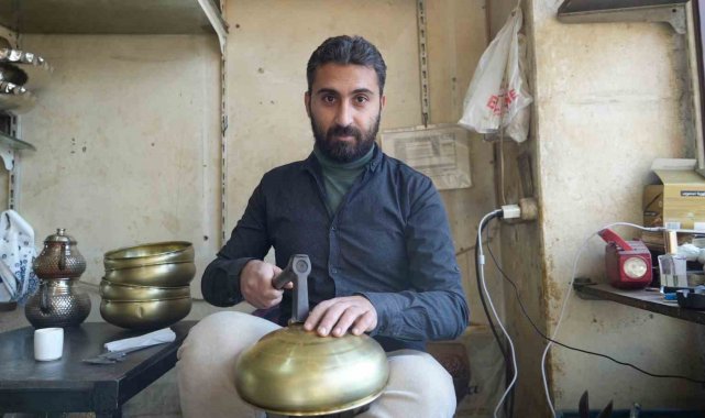 Suriyeli esnaf: "Esad Suriye'yi kendi dükkanı gibi kullanıyordu"