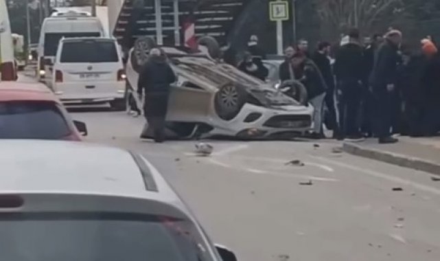 Takla atan otomobilden burnu bile kanamadan çıktı