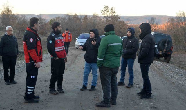 Tavşanlı'da kayıp yaşlı adamı arama çalışmaları sürüyor