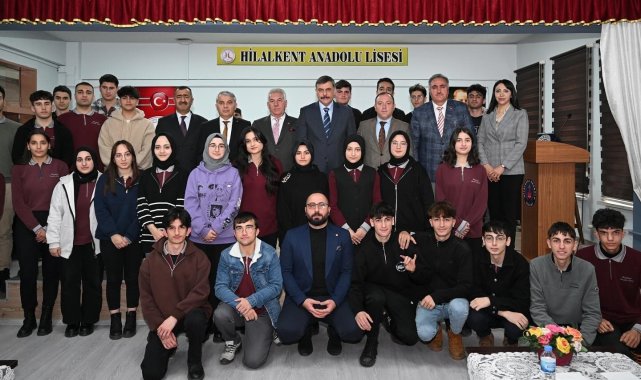 Tecrübelerini öğrencilere anlattı