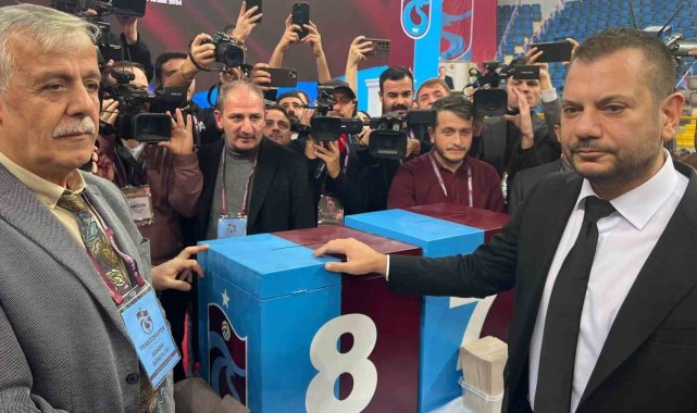Trabzonspor Başkanı Ertuğrul Doğan oyunu kullandı