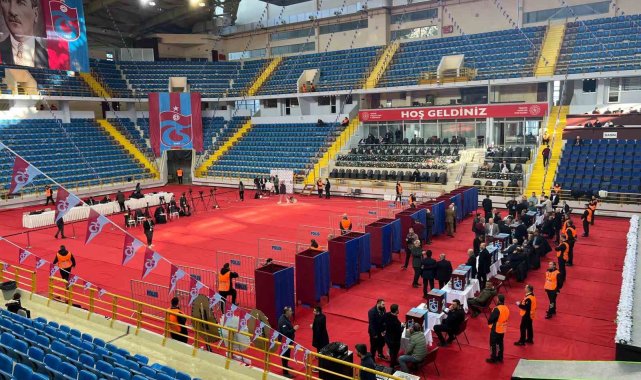 Trabzonspor Kulübü'nde oy verme işlemi başladı