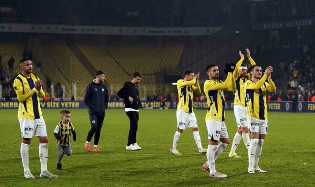Trendyol Süper Lig: Fenerbahçe: 3 - Başakşehir: 1