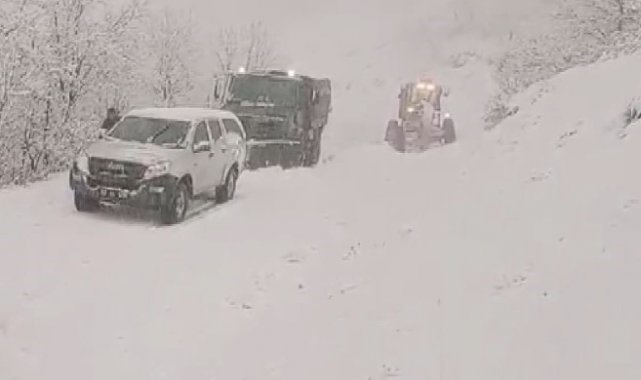 Tunceli'de kar yağışı nedeniyle mahsur kalan vatandaşlar kurtarıldı