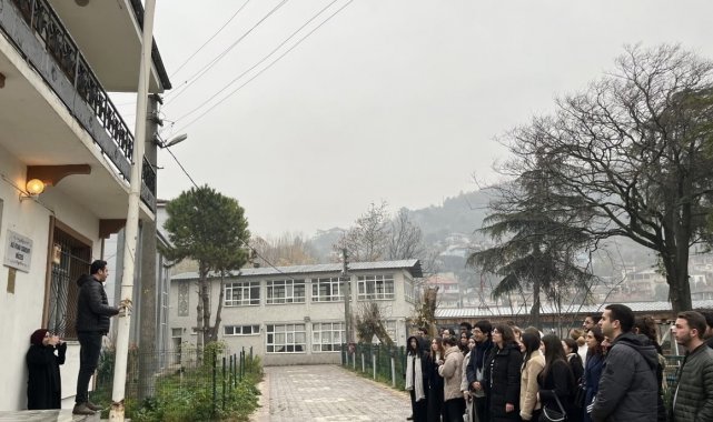 Üniversiteli gençler, büyükşehir ile şehrin güneyinde tarihi yolculuğa çıktı