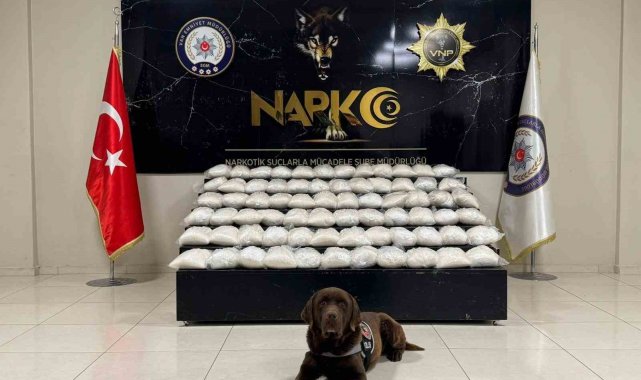 Van'da 143 kilo metamfetamin maddesi ele geçirildi