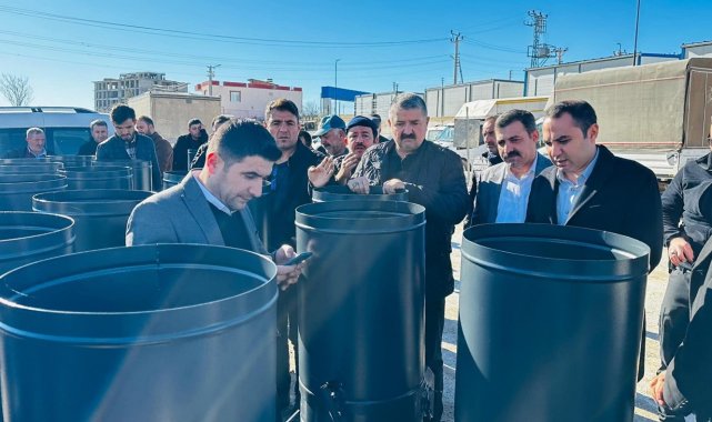 Besni'de üreticilere yüzde 70 hibeli tarım makineleri dağıtıldı