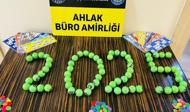Diyarbakır polisi "mutlu yıllar" deyip baskın yaptı: 5 gözaltı