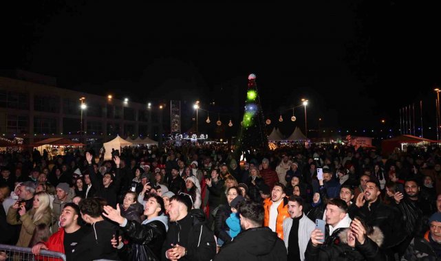 Nilüferliler 2025'i coşkuyla karşıladı