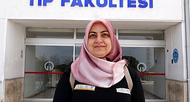 23 yıllık öğretmen, doktorluk hayalinden vazgeçmedi