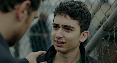 'Hayatımda ilk defa birine sarılıyorum'